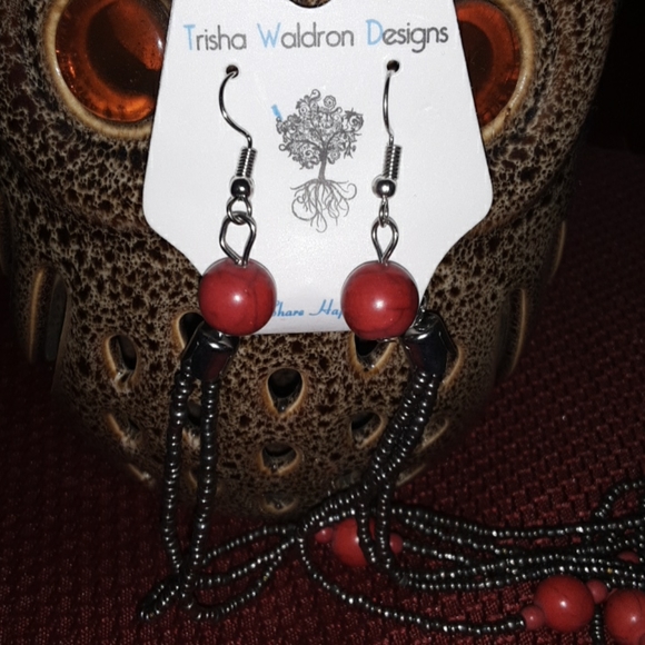 📿Trisha Waldron Memorable Necklace and Earr… - Picture 5 of 5
